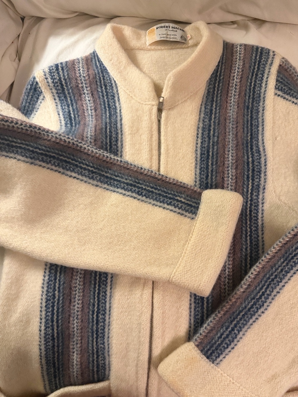 VTG Med. Robert Mackie of Scotland Pure New 100% Wool Full-Zip Cardigan Jacket